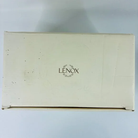 Lenox Fleur de Lis Collection Embossed Pierced Flower Vase Ivory Gold USA 7.5" - Picture 14 of 16